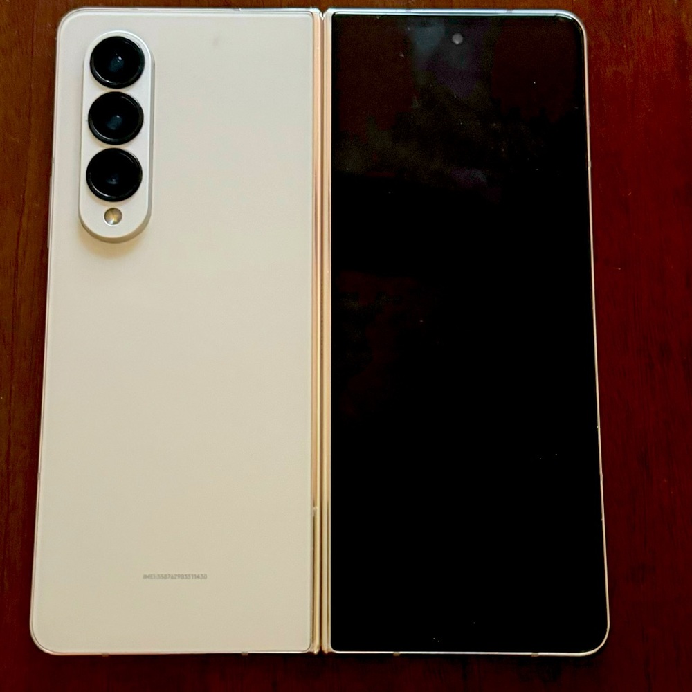 Samsung Galaxy Z fold 4